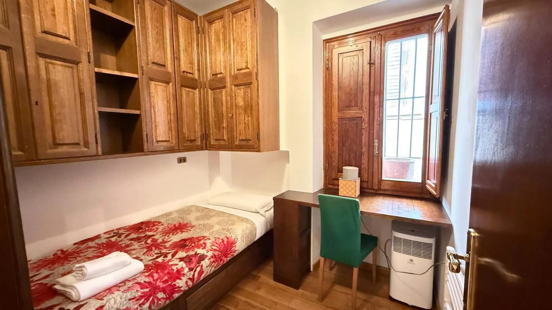 Lovelyapt Pantheon Rome Apartment